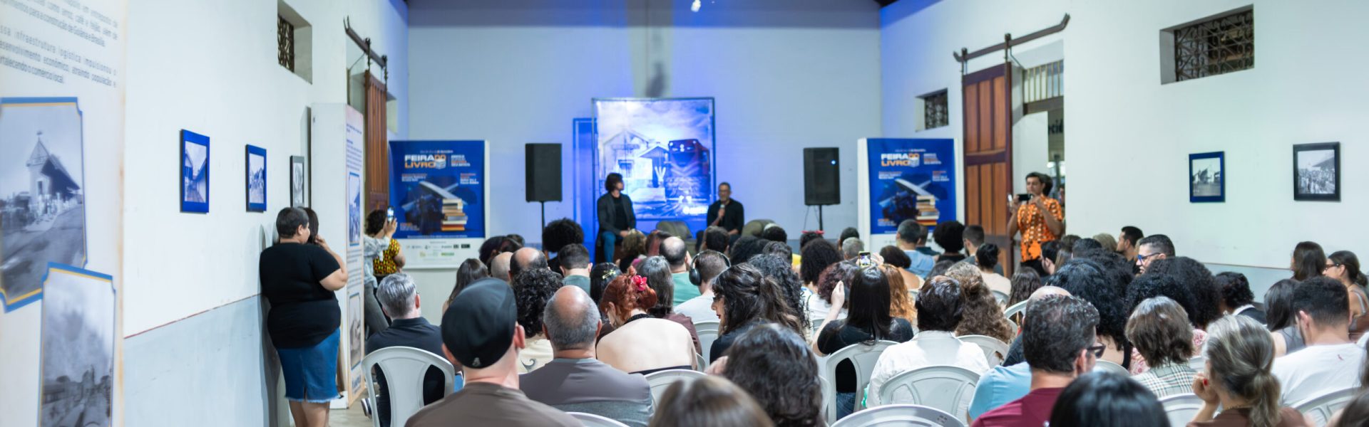 Feira do Livro - Dia 01 (74)